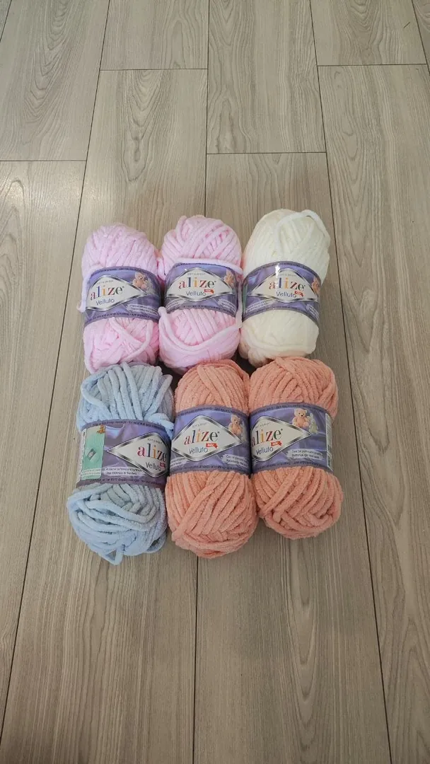 Thread spools — photo 1