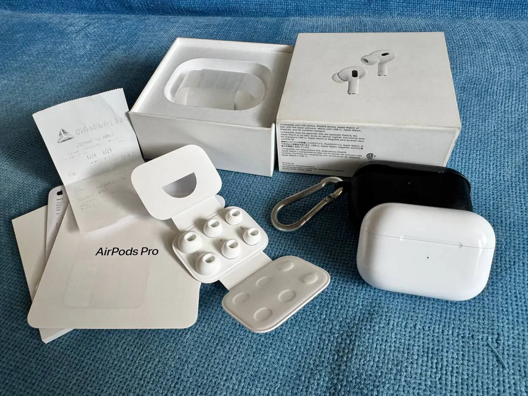 Headphones AirPods Pro 2 (Type-C) — photo 6