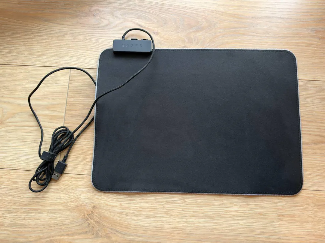 Gaming set: keyboard, mouse, and RGB mousepad — photo 2