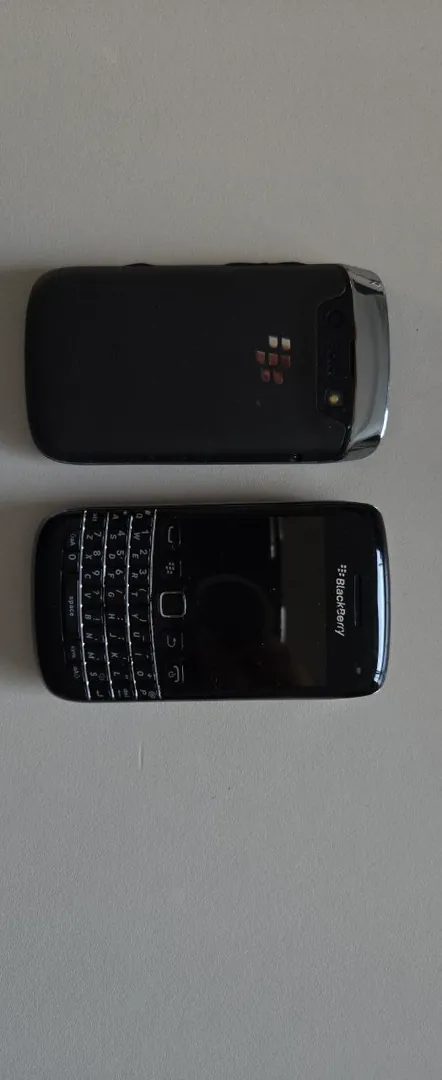 Телефоны BlackBerry Curve — фото 2