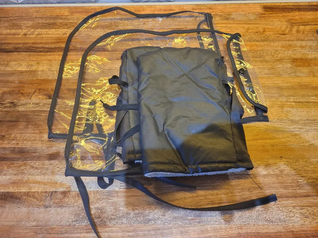 Scooter gloves and rain covers — photo 1