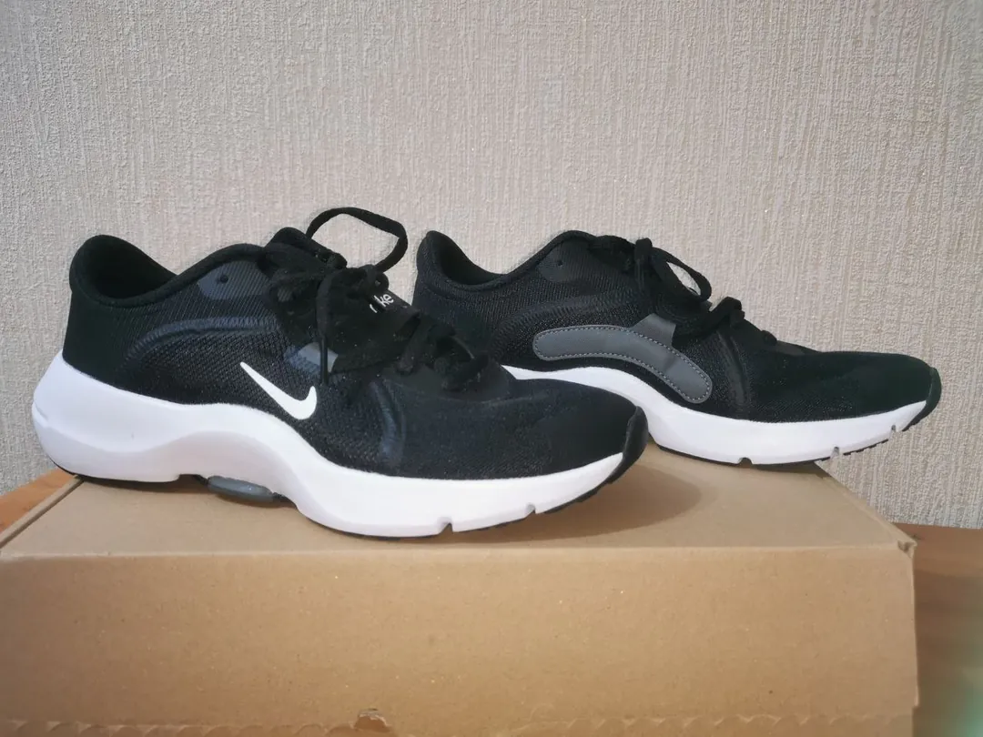 Nike Sneakers — photo 1