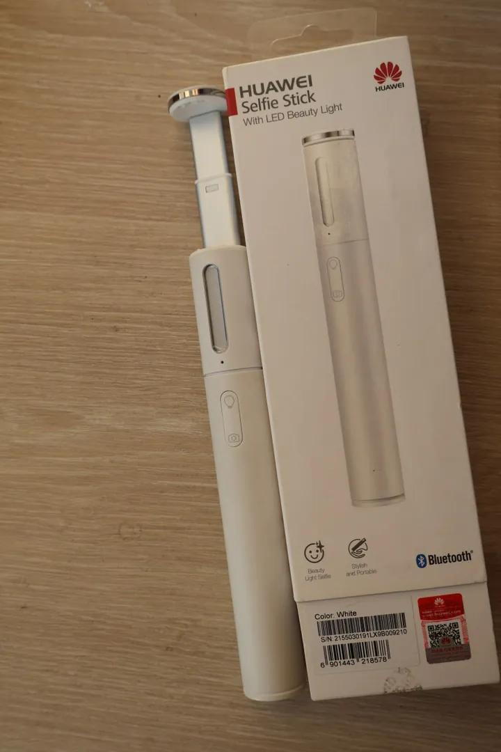 Selfie stick Huawei Moonlight Selfie Stick — photo 1