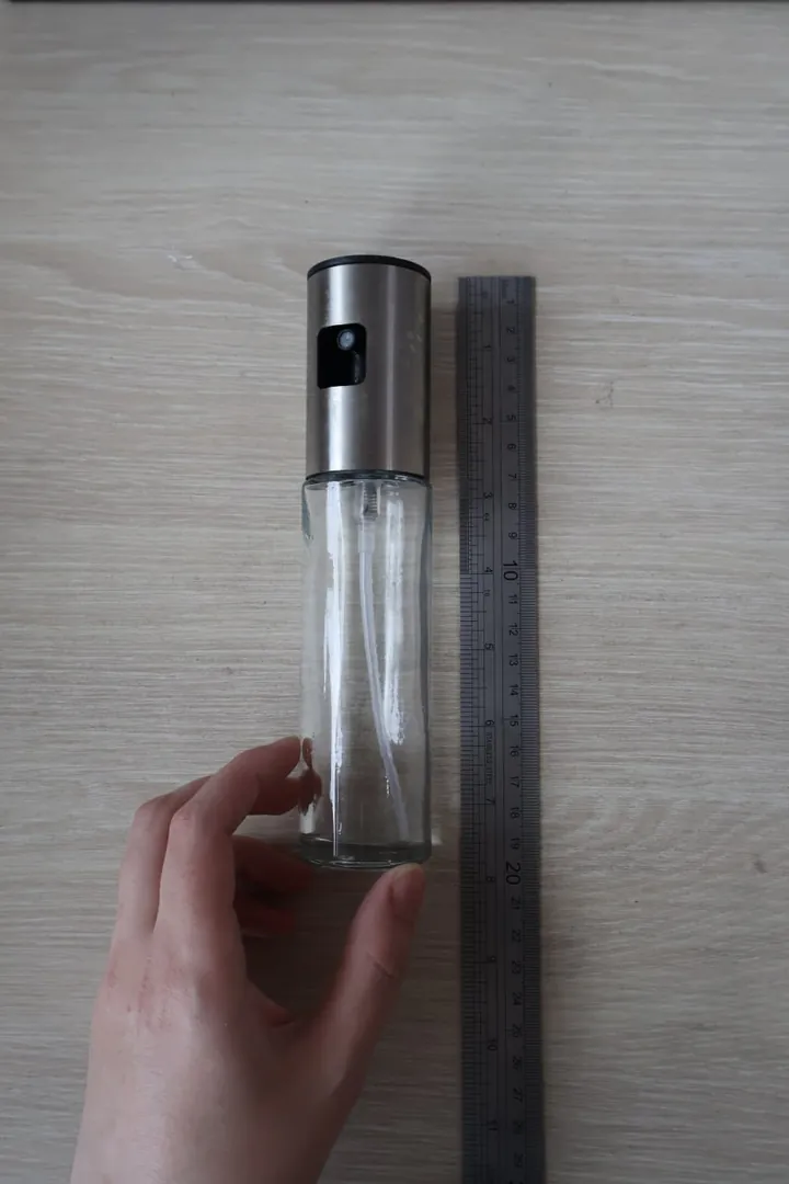 Glass spray bottle for oil — photo 1