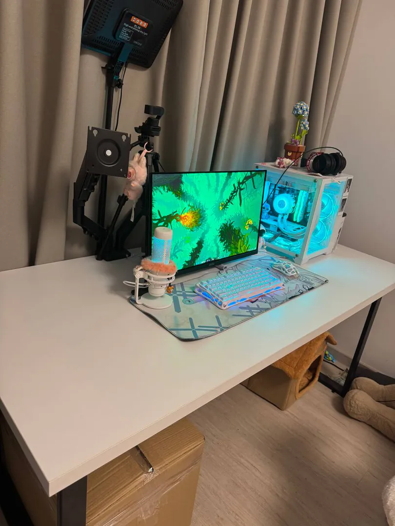 მაგიდა — ფოტო 1