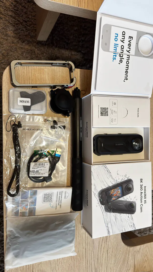 Insta360 X5 Cameras — photo 1