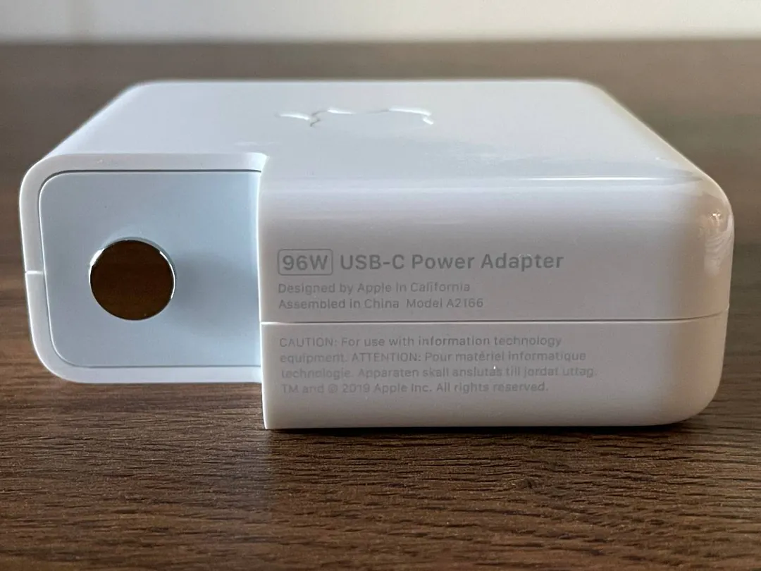 Зарядный блок Apple USB-C 96W — фото 3