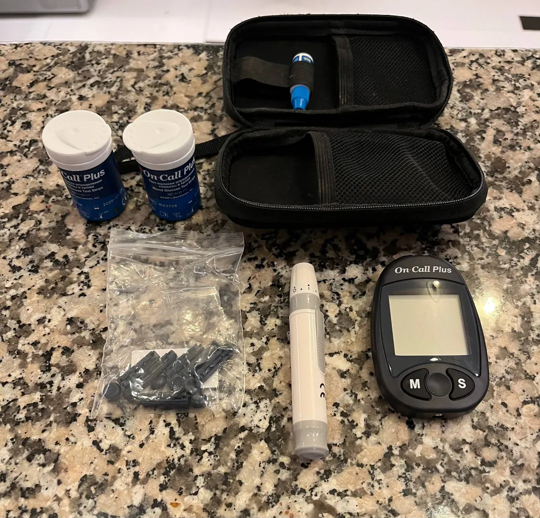 On Call Plus Glucometer — photo 4