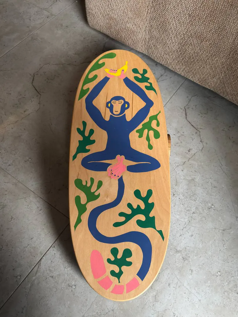 Wooden balance board — photo 2