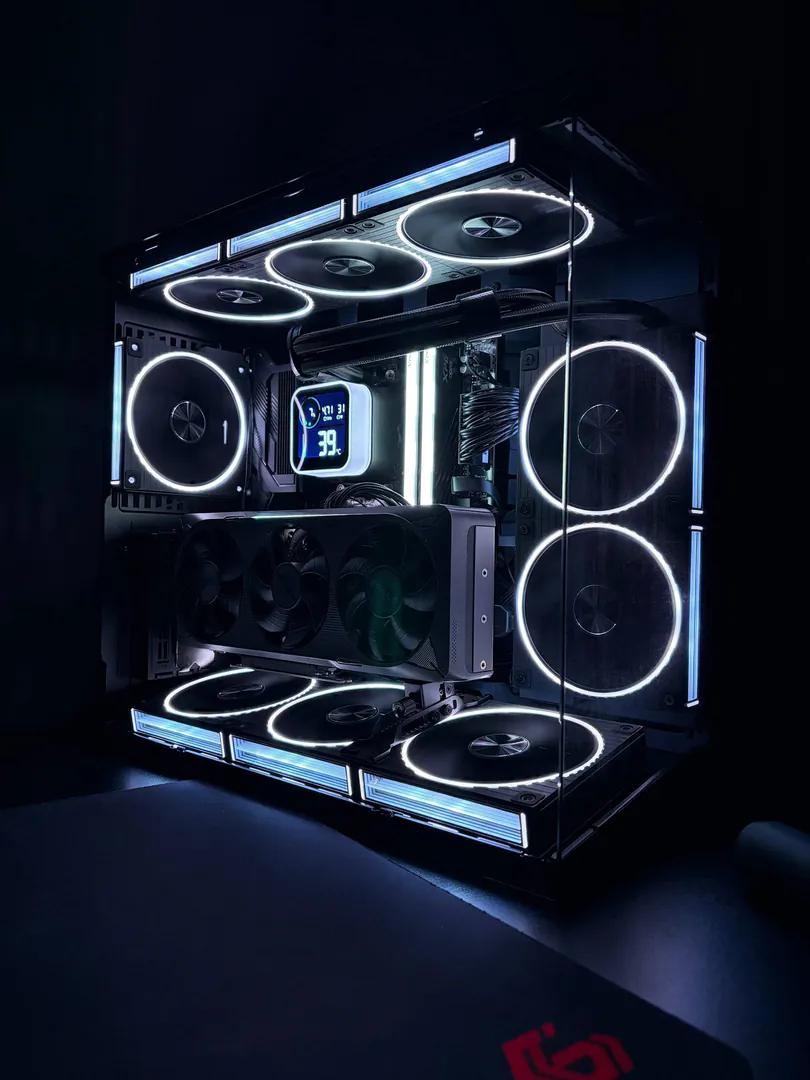 სათამაშო კომპიუტერი Ryzen 7 7800X3D RTX 5070 — ფოტო 3