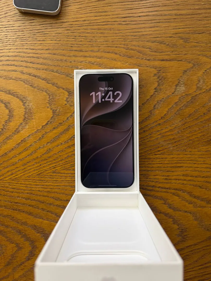 iPhone 17 Pro Серебристый 256gb — фото 3