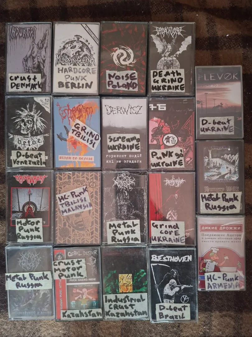 Music Cassettes Rock, Metal, Punk — photo 1