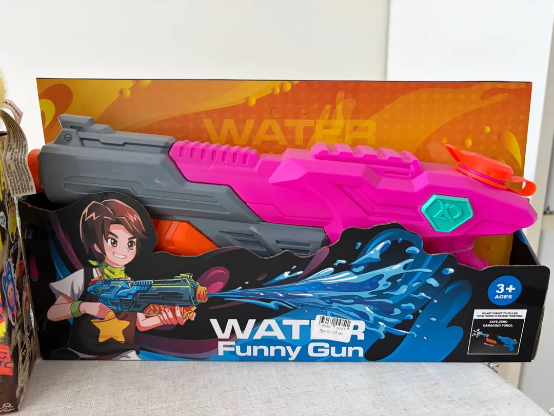 Water gun — photo 2
