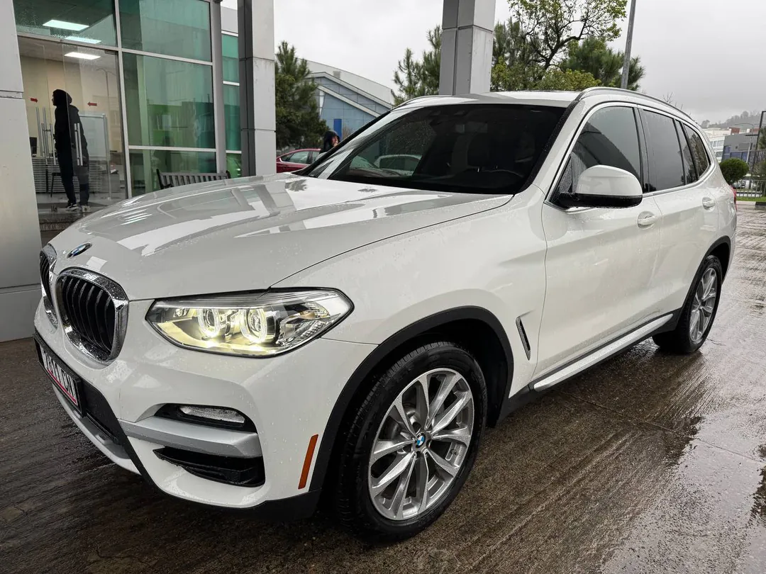 BMW X3 2.0 — фото 9