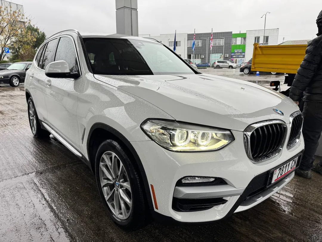 BMW X3 2.0 — фото 10