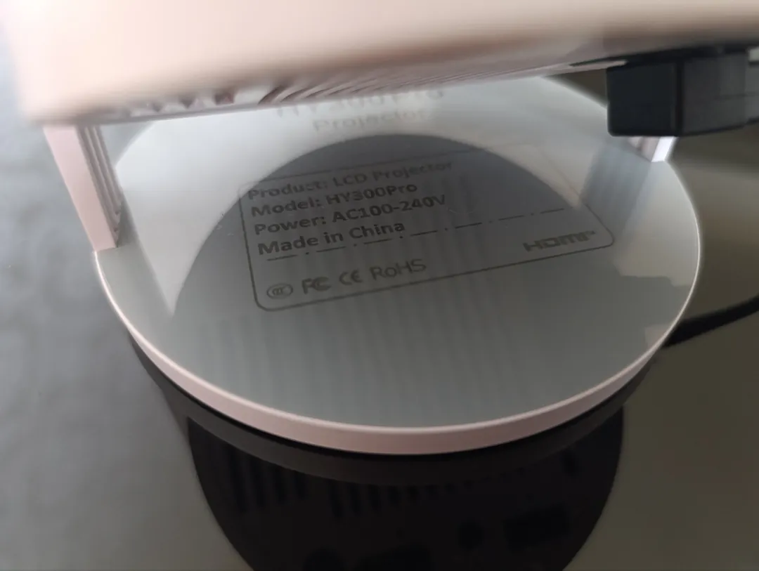 პროექტორი HY300 Pro — ფოტო 1