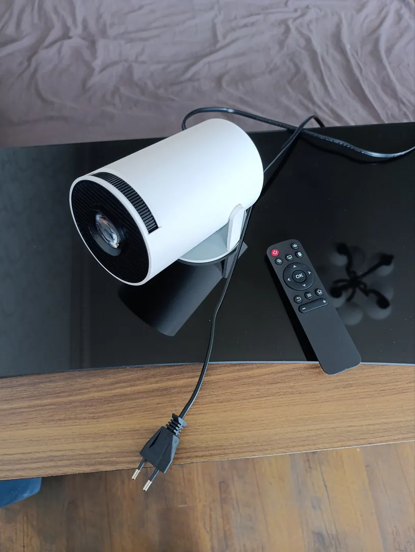 პროექტორი HY300 Pro — ფოტო 2