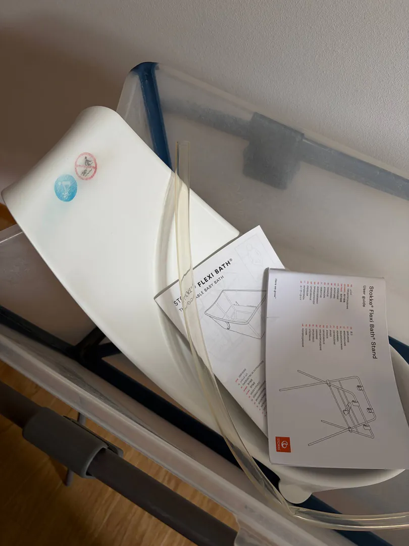 Stokke bathtub with slide — photo 2