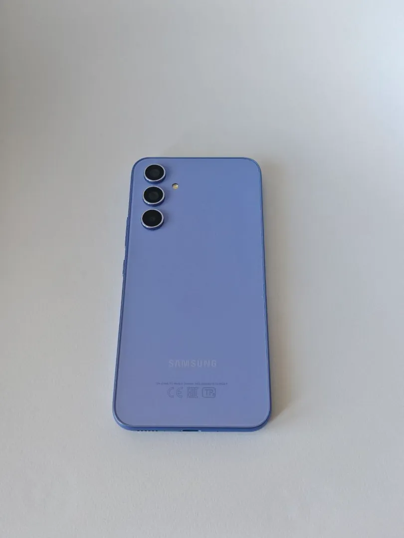 Смартфон Samsung A54 256 ГБ — фото 1
