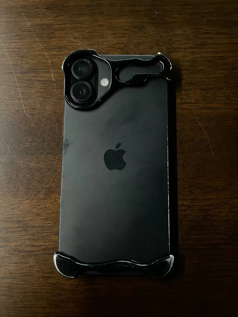 iPhone 16 Plus 128 GB — фото 1