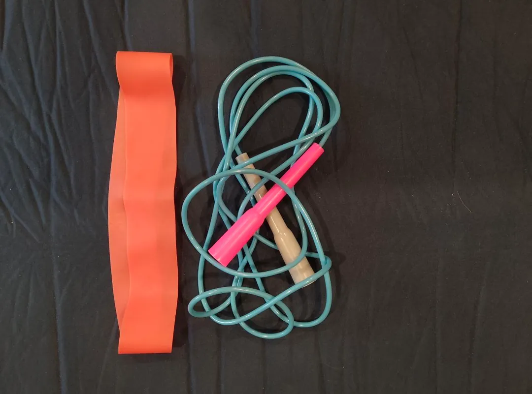 Skipping rope — photo 1