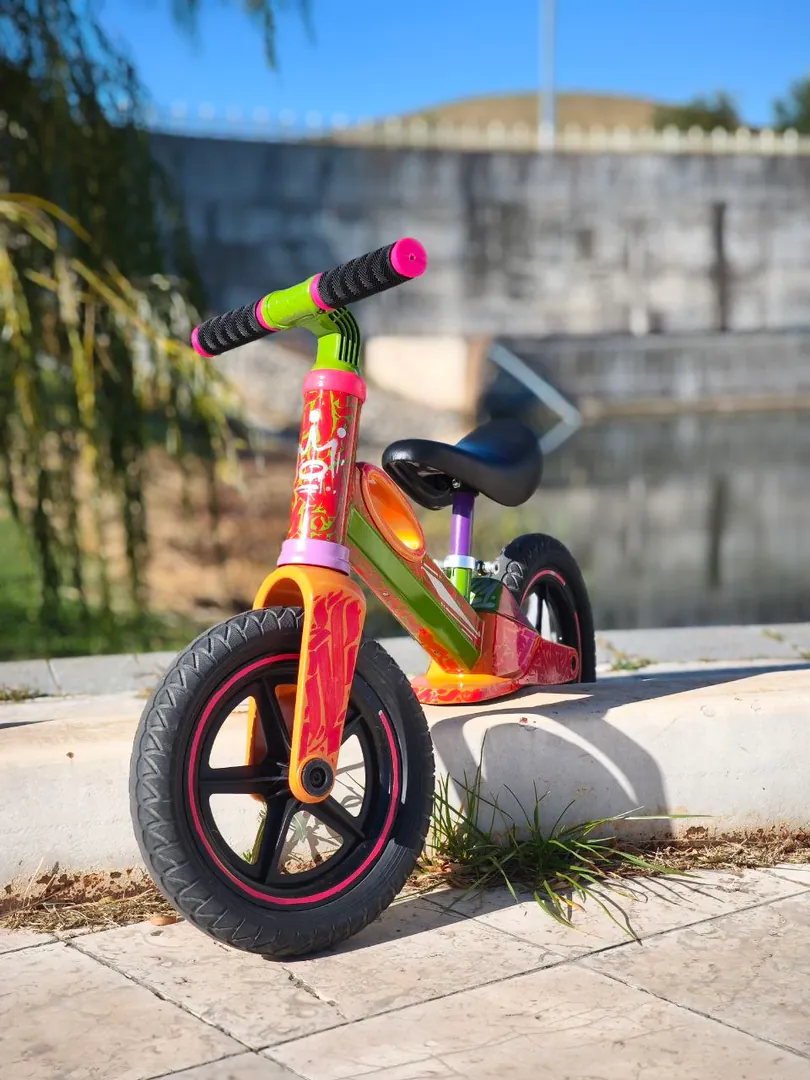 Children's balance bike — photo 5