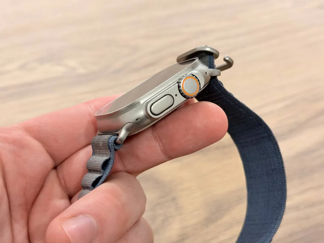 Apple Watch Ultra 2 — photo 2