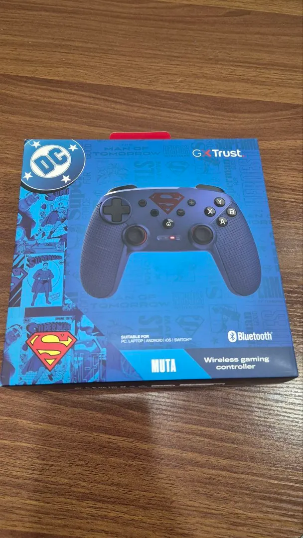 Беспроводной геймпад Trust GXT Muta Superman — фото 2