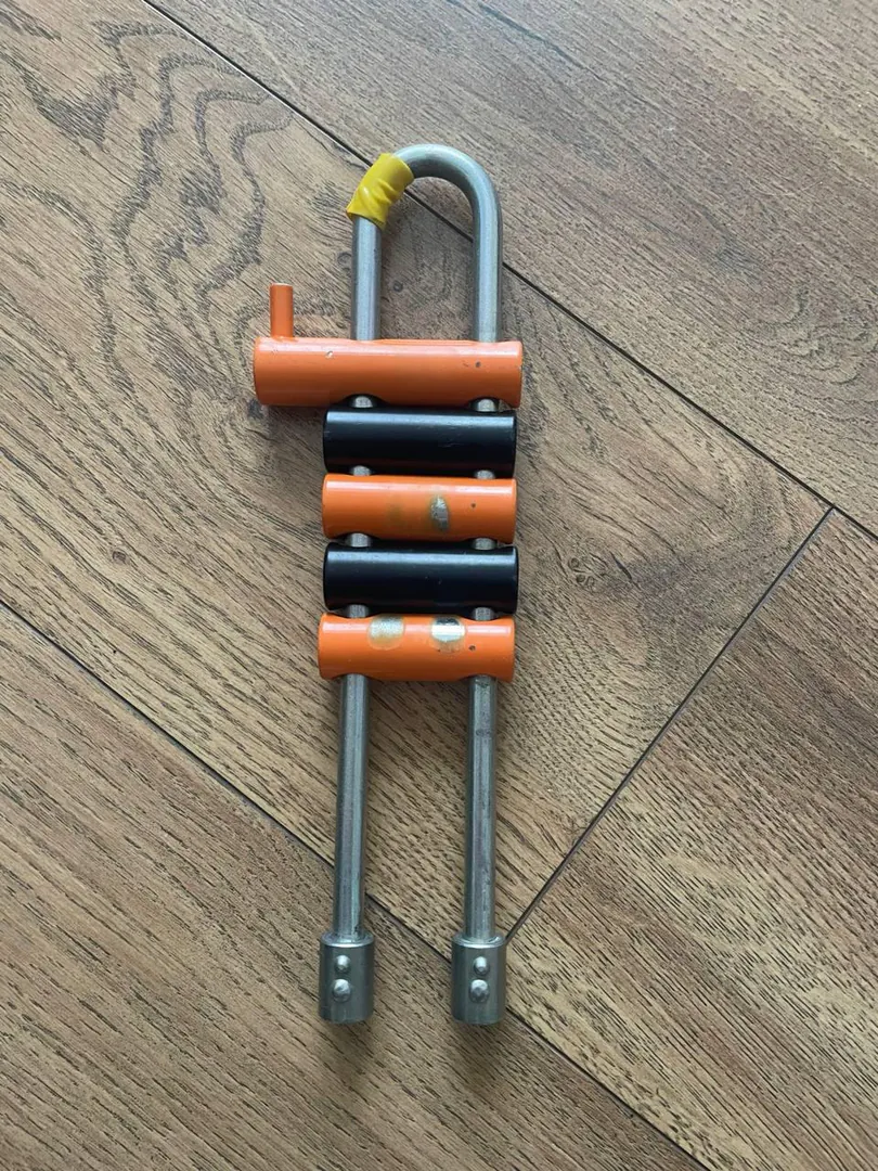 Vertical trigger device — photo 1