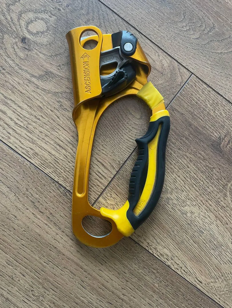 Ascending device Petzl Jumars — photo 1
