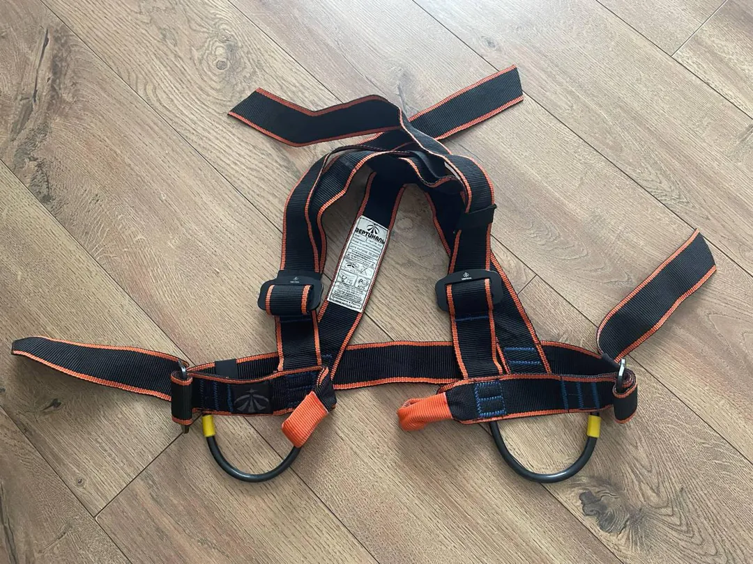 Vertical Adjustable Butterfly Chest Harness — photo 1