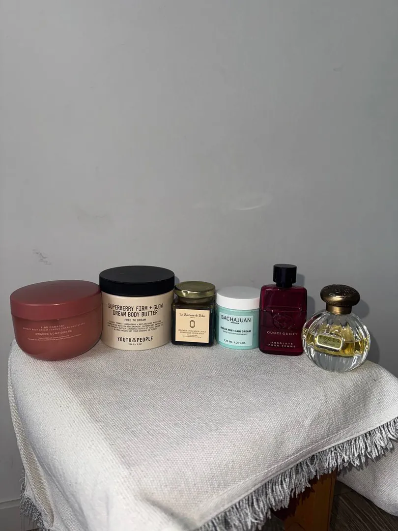 Крем для тела Rare Beauty Find Comfort Bouncy Body Cream — фото 1