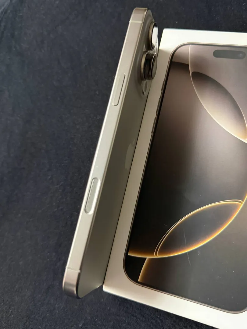 iPhone 16 Pro Max 256 GB — фото 2