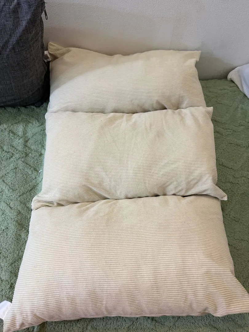 Decorative pillows — photo 1
