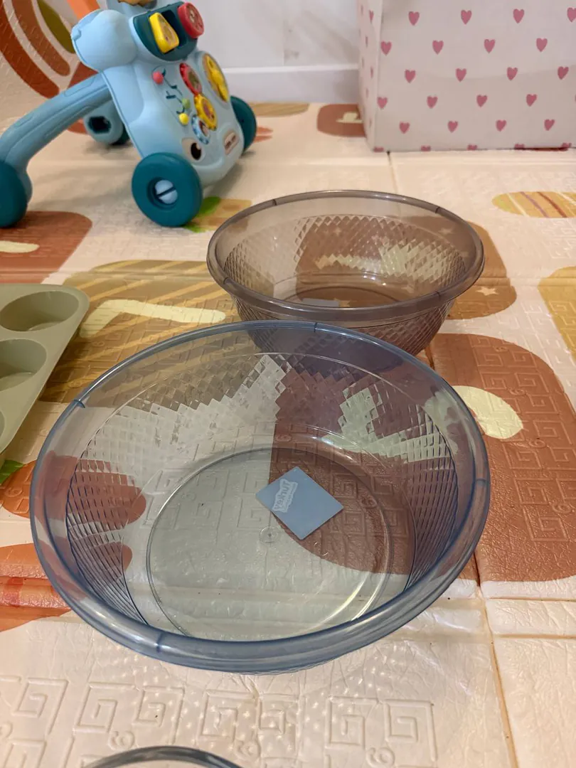 Plastic salad bowls — photo 1