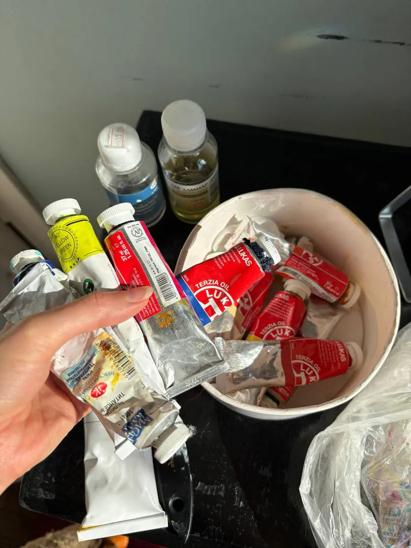 Oil paint set with varnish and thinner — photo 4