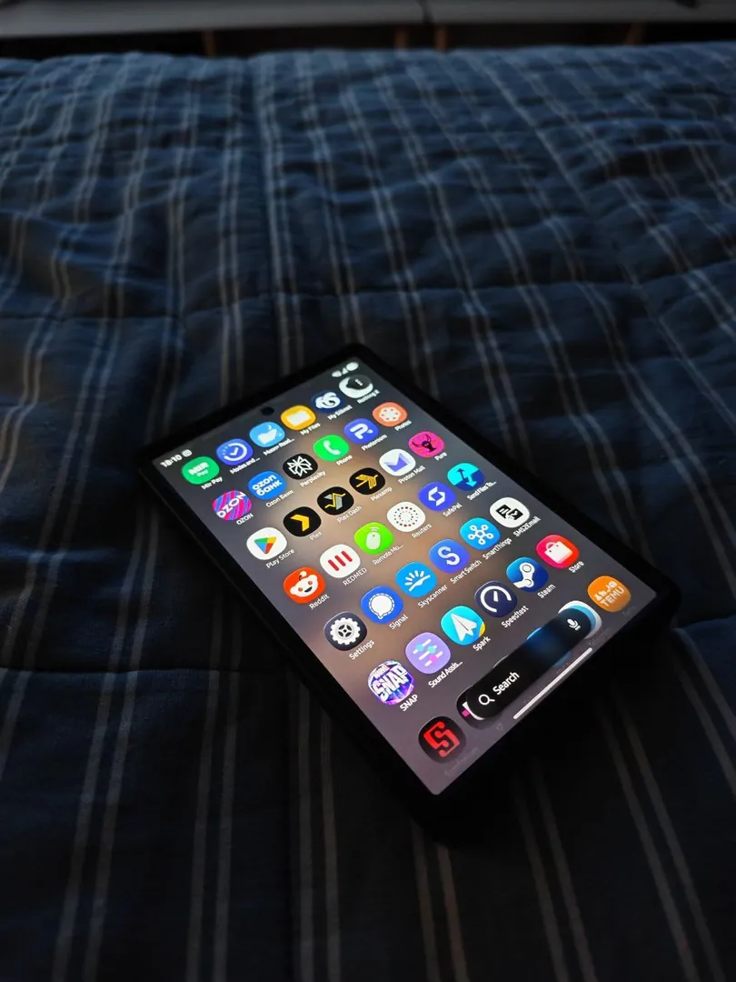 Samsung Galaxy Fold 8 — фото 6