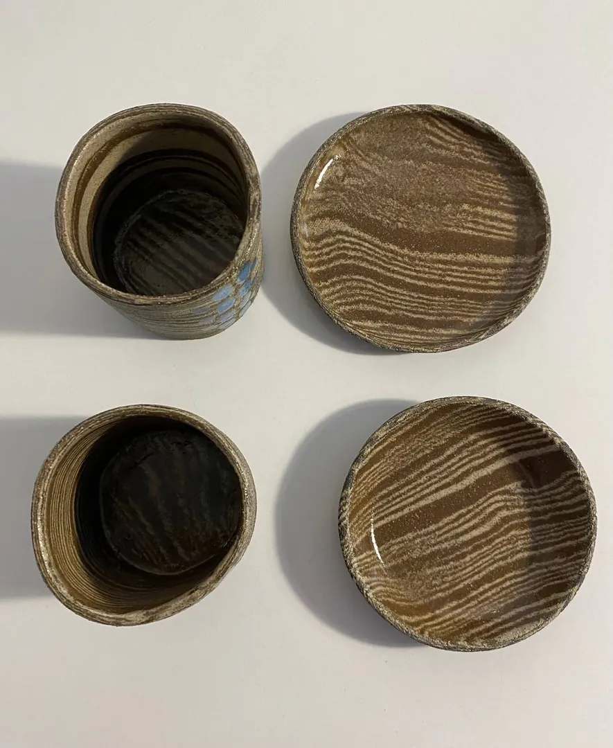 Set of two cups and saucers — photo 1