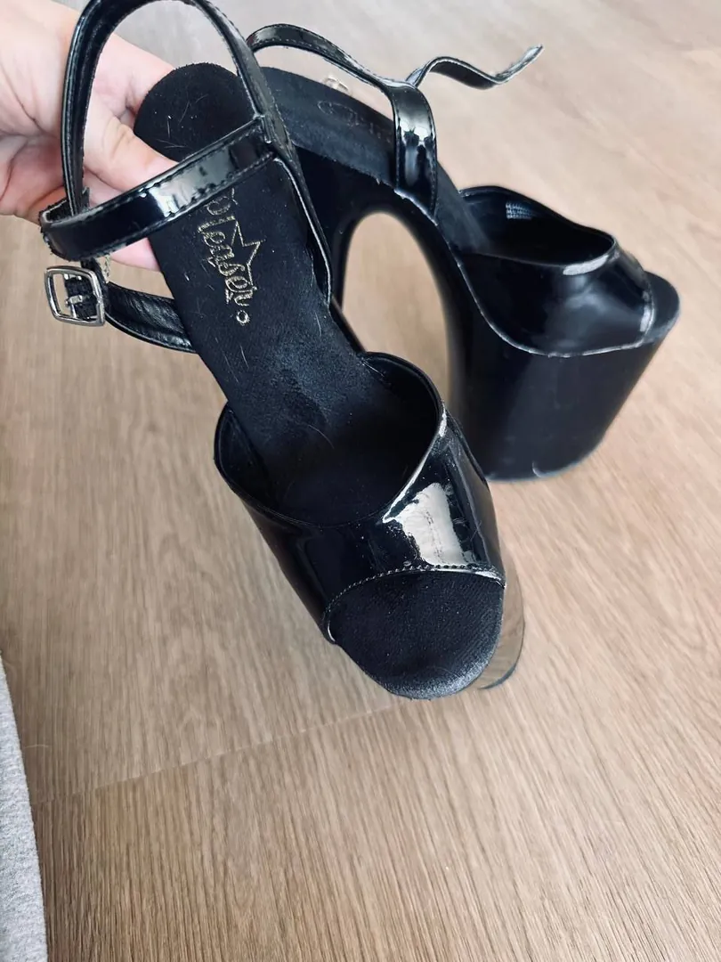 Pleaser სტრიპები — ფოტო 1