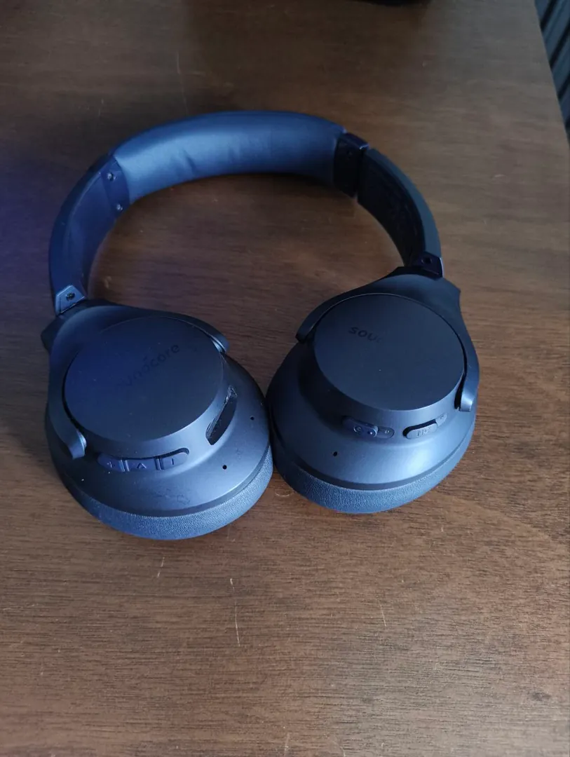 Soundcore Life Q20 ყურსაბადოები — ფოტო 1