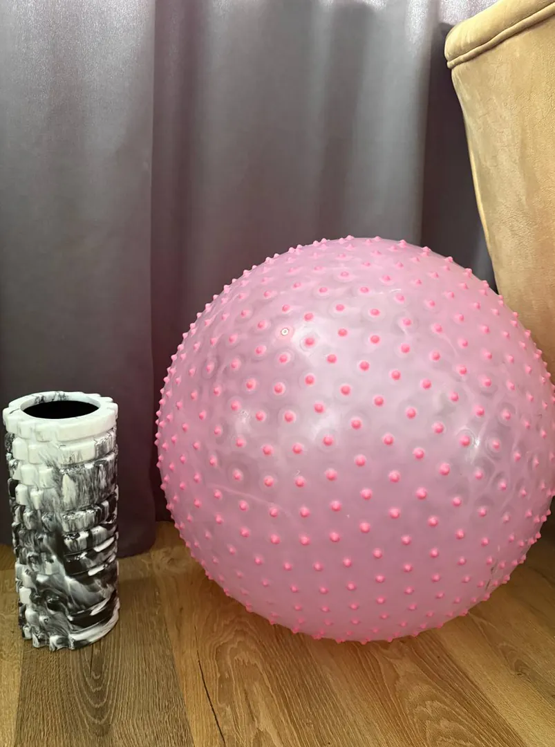Fitness ball and roller — photo 1