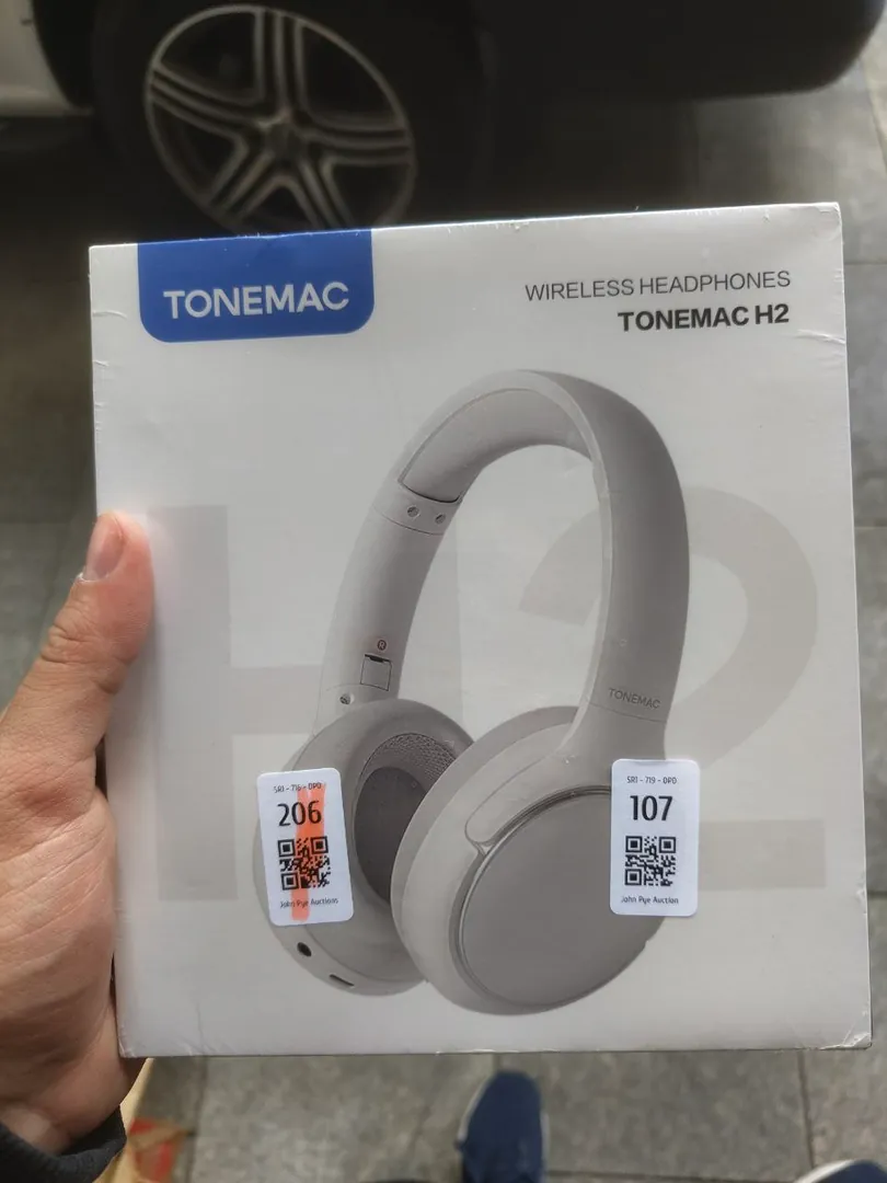 Wireless headphones — photo 1
