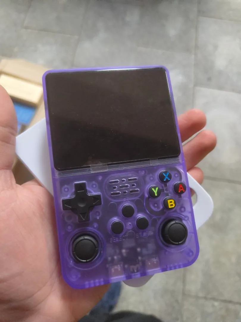Gaming Console R36S — photo 2