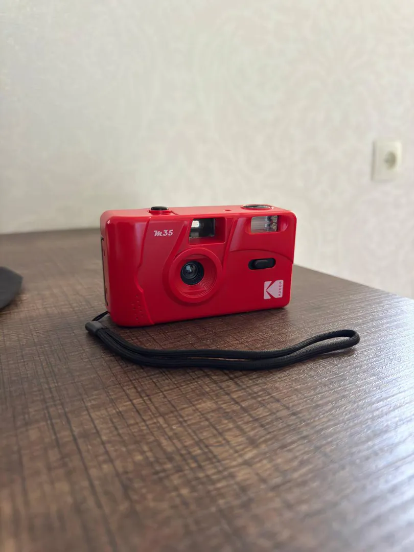 Kodak M35 Film Camera — photo 1