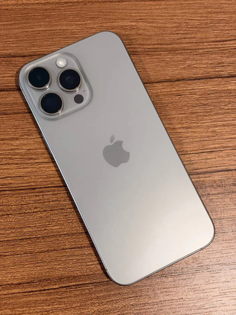 iPhone 16 Pro Max 256GB Natural Titanium — photo 1
