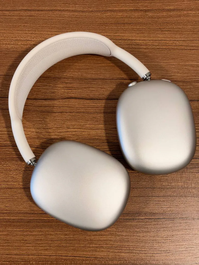 AirPods Max 2024 — photo 1