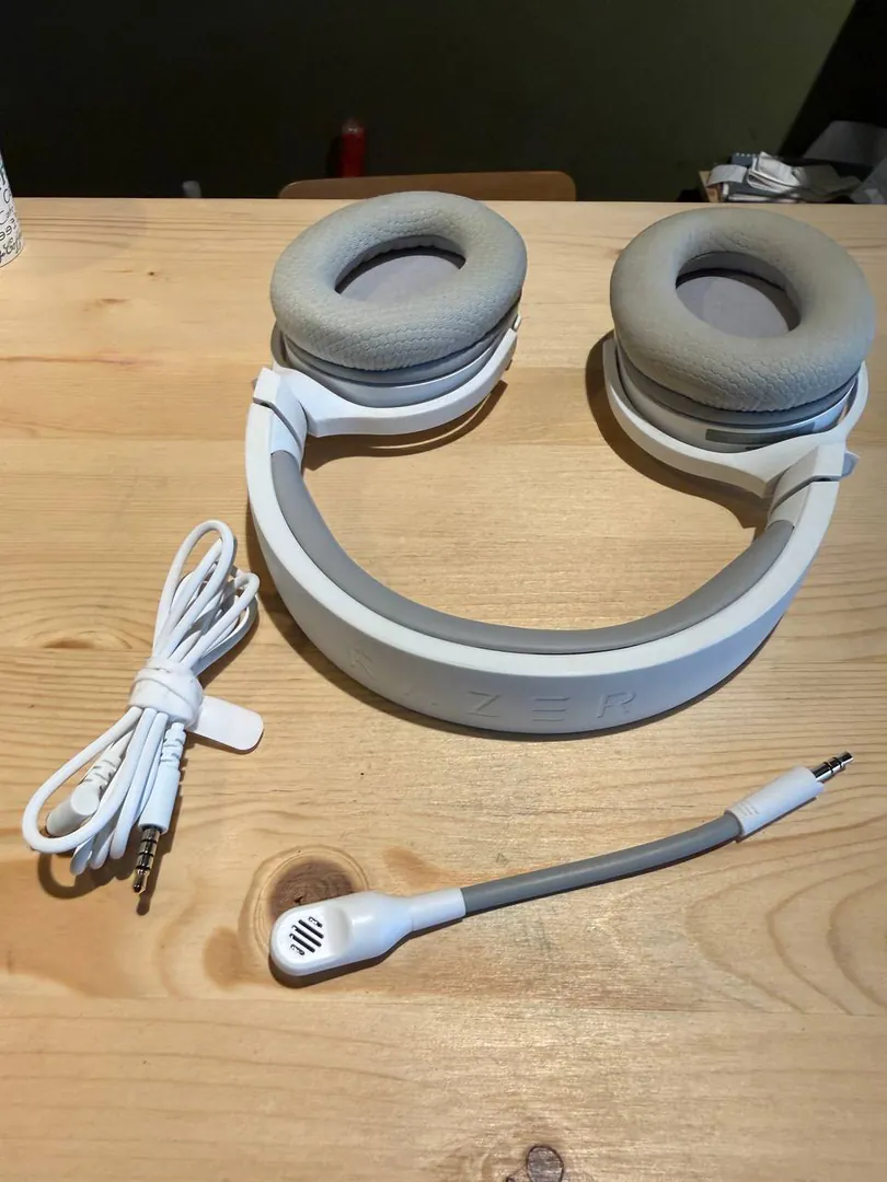 Wireless Gaming Headset Razer Barracuda X White — photo 2