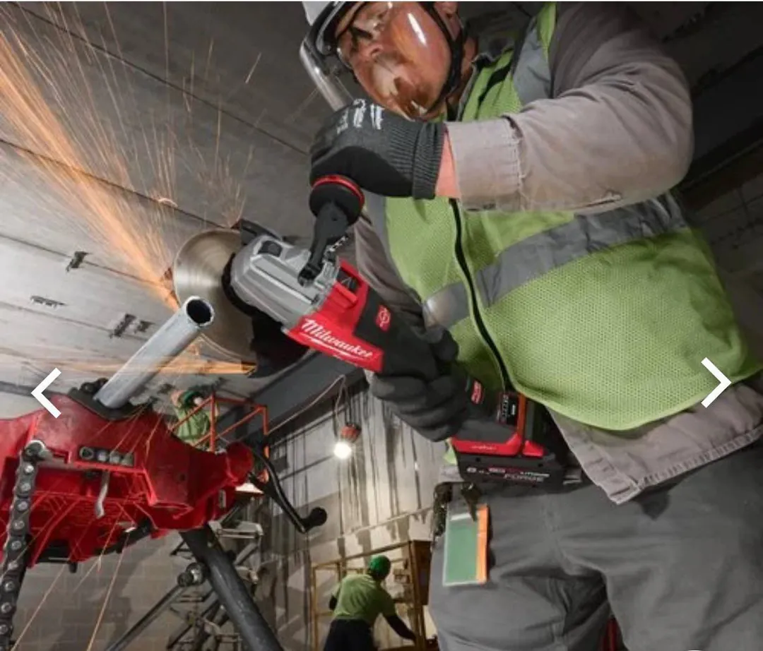 Аккумуляторная шлифовальная машина Milwaukee M18 FUEL CAG125XPDB — фото 3