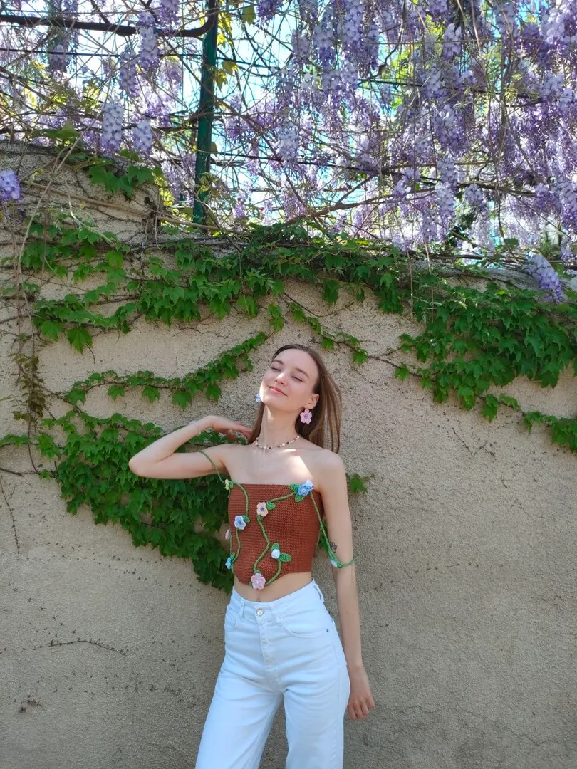 Hand-knitted corset top — photo 1