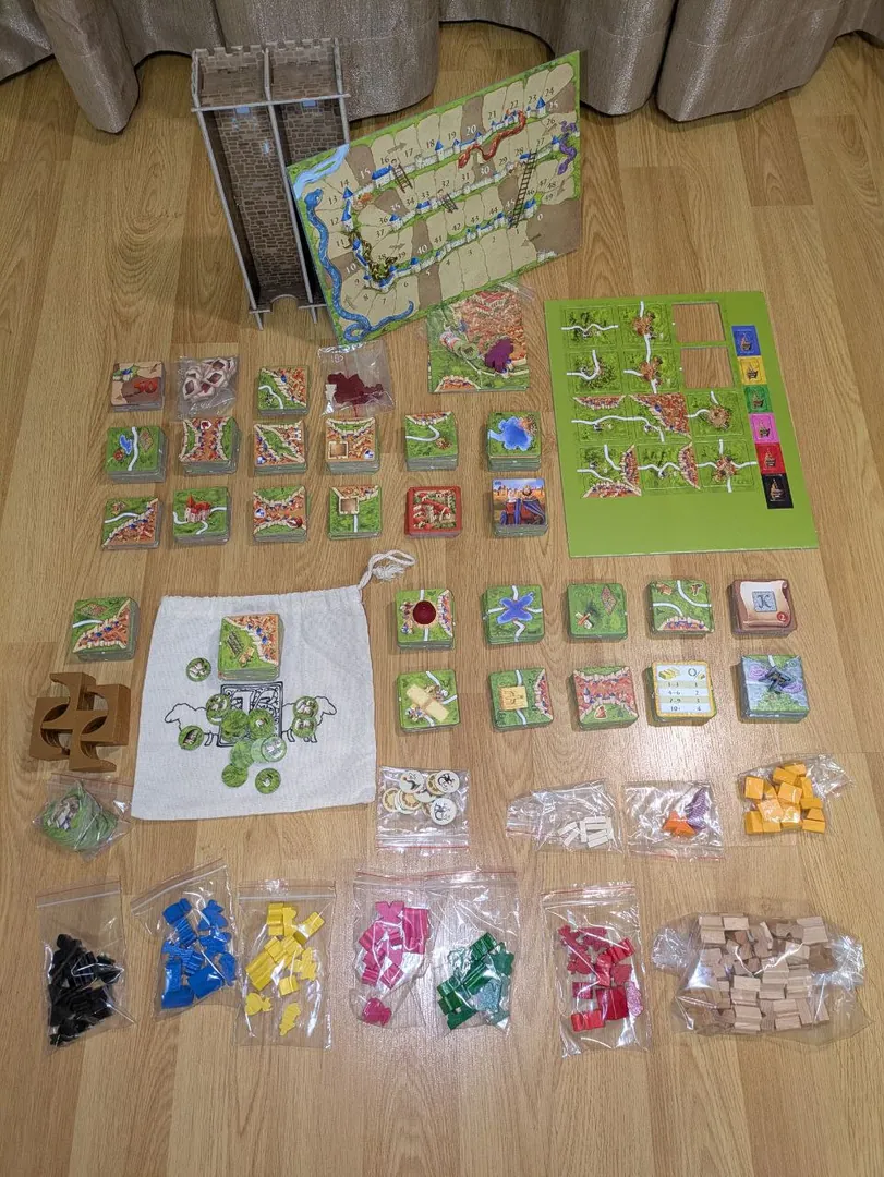 Carcassonne Board Game — photo 1